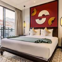 Deluxe Double Room with Pool View