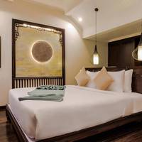 King Suite with Balcony and River View
