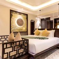 Luxury Double Room with Balcony and River View