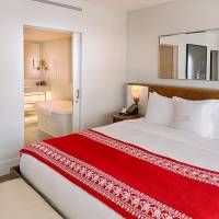 Partial Ocean View Suite