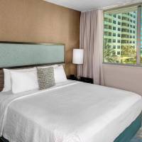 One-Bedroom King Suite with Sofa Bed and Partial Ocean View