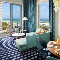 Panaromic oceanfront suite