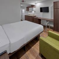 Queen Suite