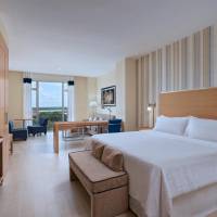 Junior, 1 Bedroom Junior Suite, 1 King, City view