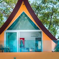Superior Double Bedroom with Sea View & Balcony 7B/2