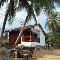 Bungalow - Water Front 