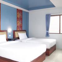 Superior Twin Room with City View