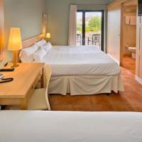 Triple Room with Garden Access (2 Adults + 1 Child)