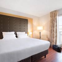 Two Connecting Premium Rooms
