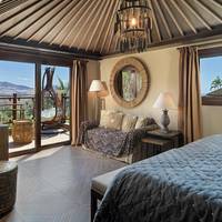 2 Bedrooms Lagoon Villa (only adults).