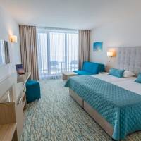 Standard Twin Room with Balcony