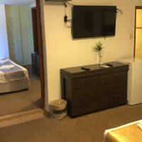 Connecting Room