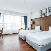 Deluxe Twin Room with Mountain View