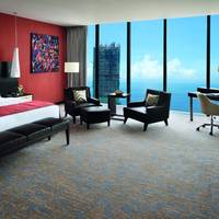 Executive Suite with Club Lounge Access
