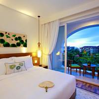 Deluxe Double or Twin Room with City View
