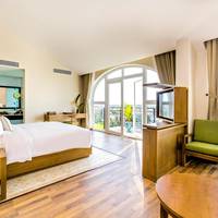 Suite with City View