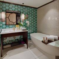 Suite with Garden View