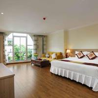Premium Executive City View 