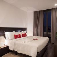 One-Bedroom Deluxe Apartment