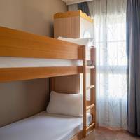 One-Bedroom Apartment (6 Adults)