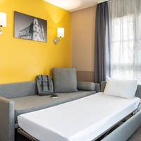 Studio (3 Adults)