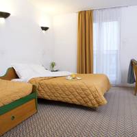 Studio (4 Adults)
