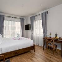 Premier King Room with Balcony 