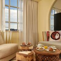 Deluxe Junior Suite