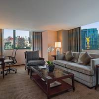 Corner Suite, Club lounge access, 1 Bedroom Suite