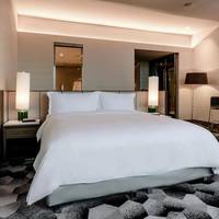 Junior King Suite with Angel de la Independencia View