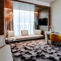 Prestige King Suite with View and Club Access