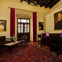 Queen Room - Non-Smoking