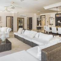 Penthouse Deluxe Three Bedroom 