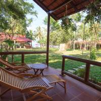 Deluxe Side Seaview Bungalow