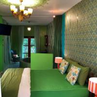Malez Suite