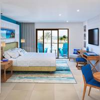 Royal Paradise Suite