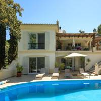 Superior Three Bedroom Villa with Pool and Garden View