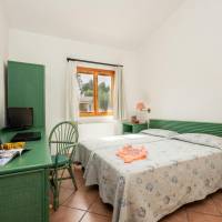 Family Room (2 Adults + 2 Children)