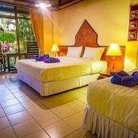 Deluxe Family Room