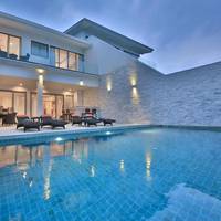 Villa with Sea View