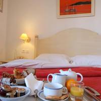Executive Queen Room