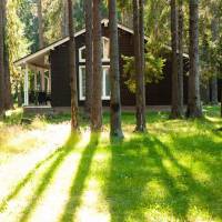 Cottage (6 Adults)