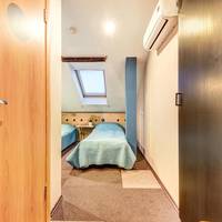 Large Twin Room