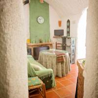 Two-Bedroom Cave (4 adults)