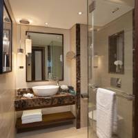 Superior Royal Suite