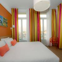 Double Room Street Side