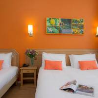 Triple Room Street Side