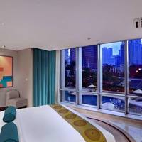 Suite with Pool View