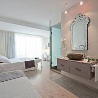 Superior Triple Room (2 Adults + 1 Child)