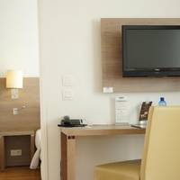 One-Bedroom Apartment (4 Adults)